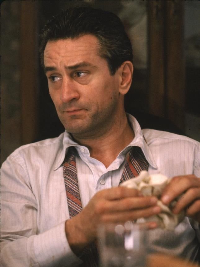 Robert De Niro in GoodFellas (1990)